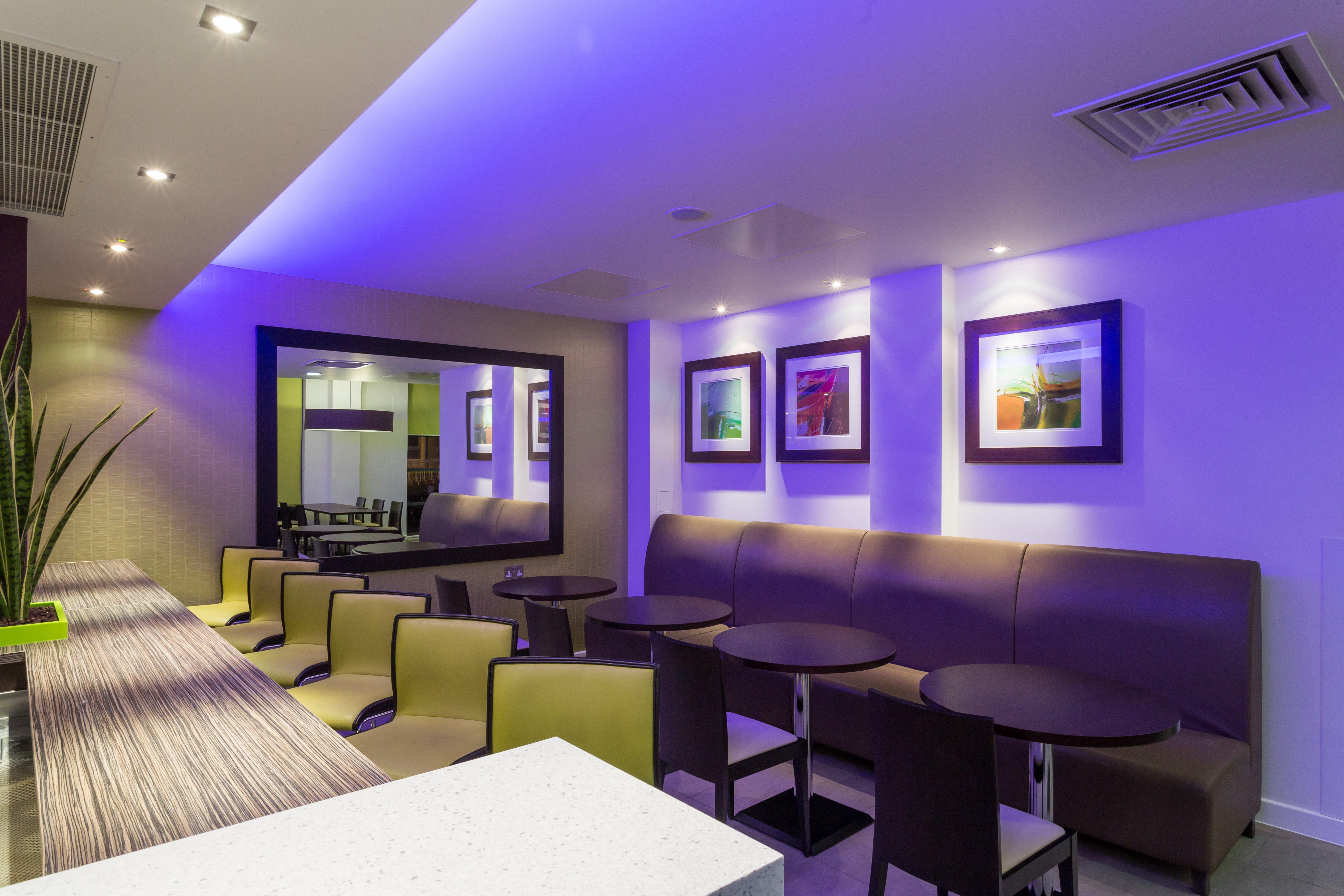 Holiday Inn Express Harlow By Ihg Εξωτερικό φωτογραφία
