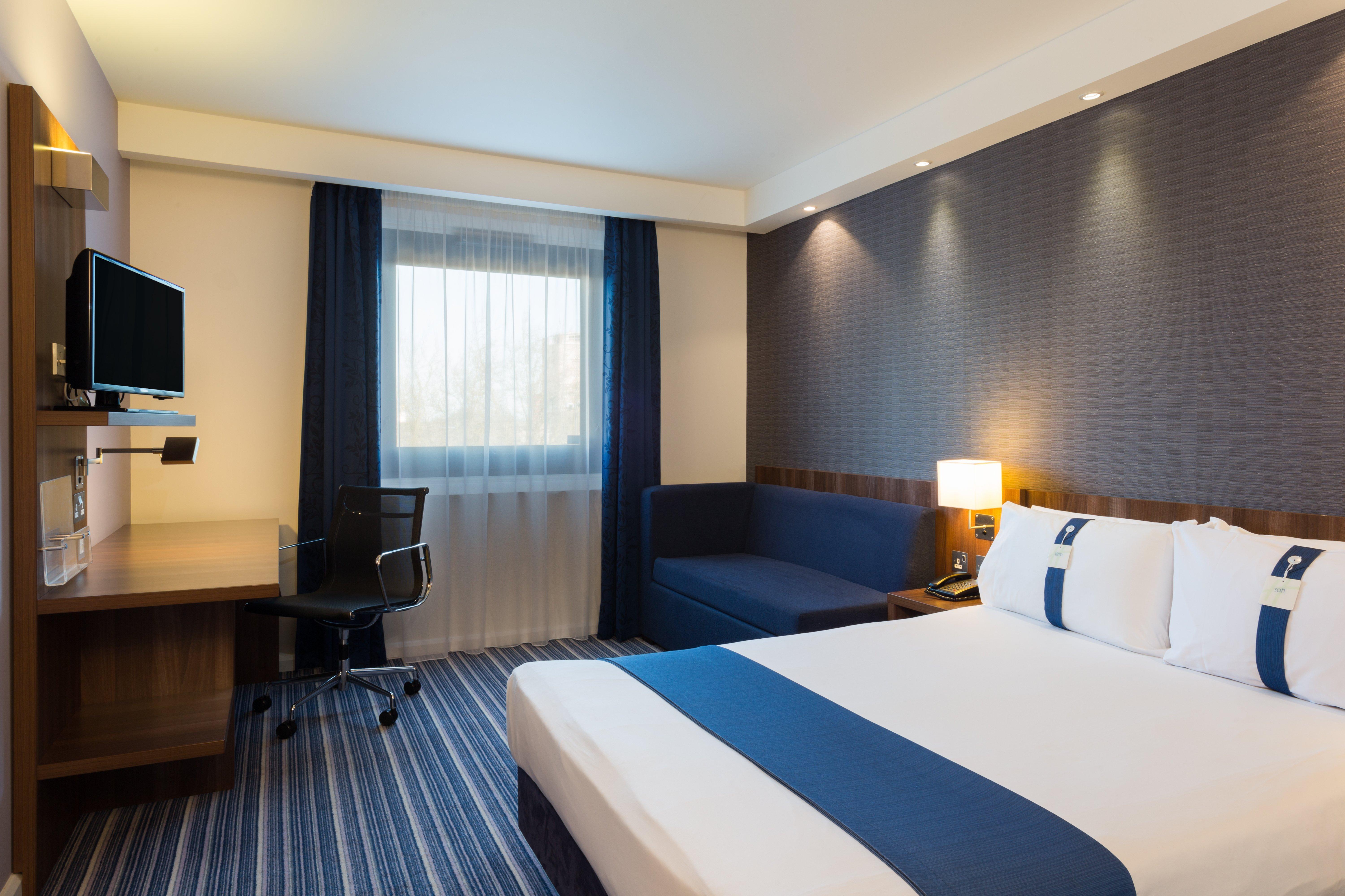 Holiday Inn Express Harlow By Ihg Εξωτερικό φωτογραφία