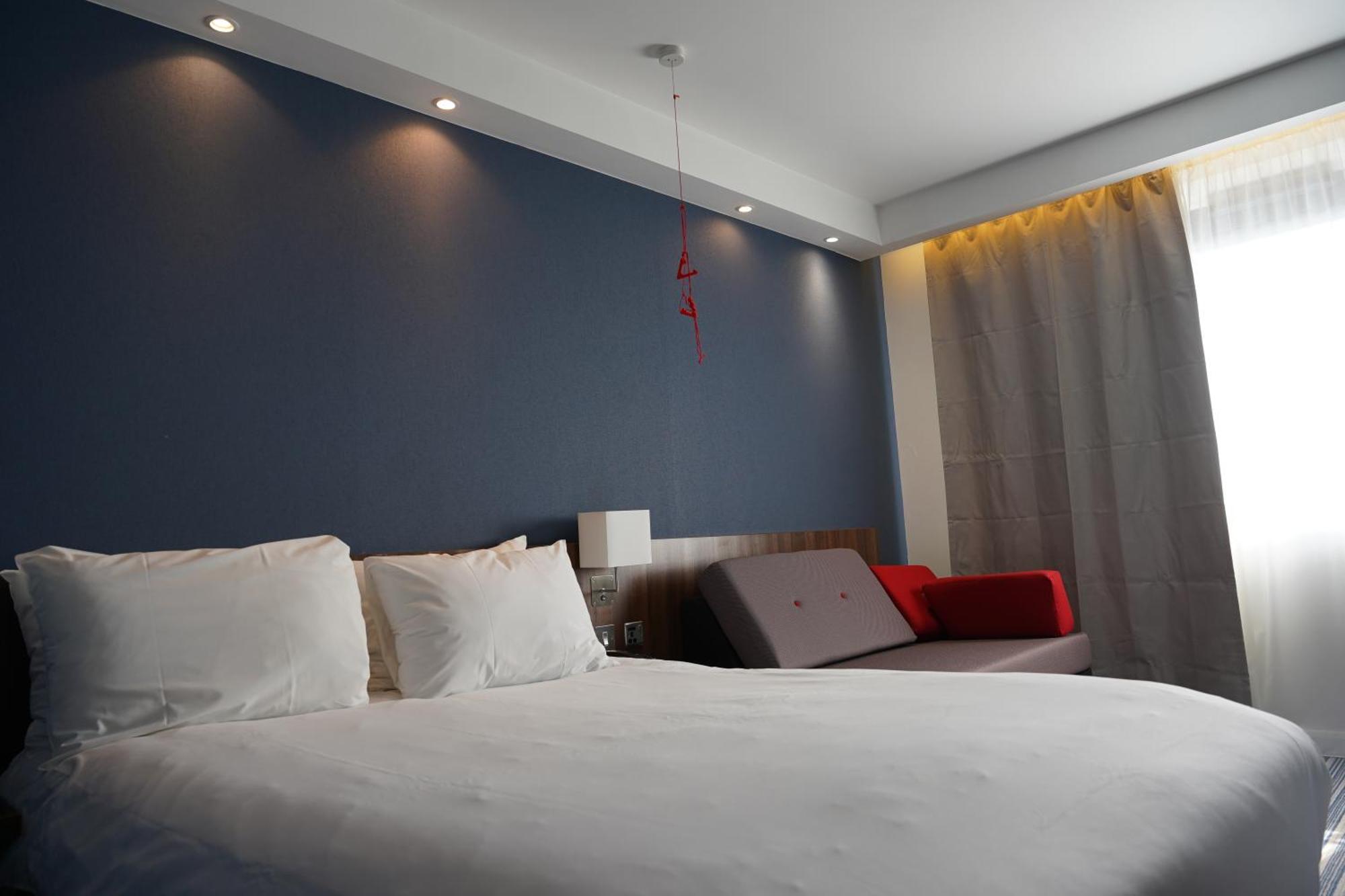 Holiday Inn Express Harlow By Ihg Εξωτερικό φωτογραφία