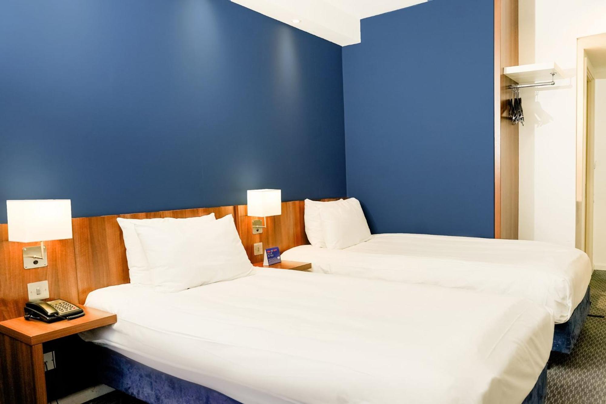 Holiday Inn Express Harlow By Ihg Εξωτερικό φωτογραφία