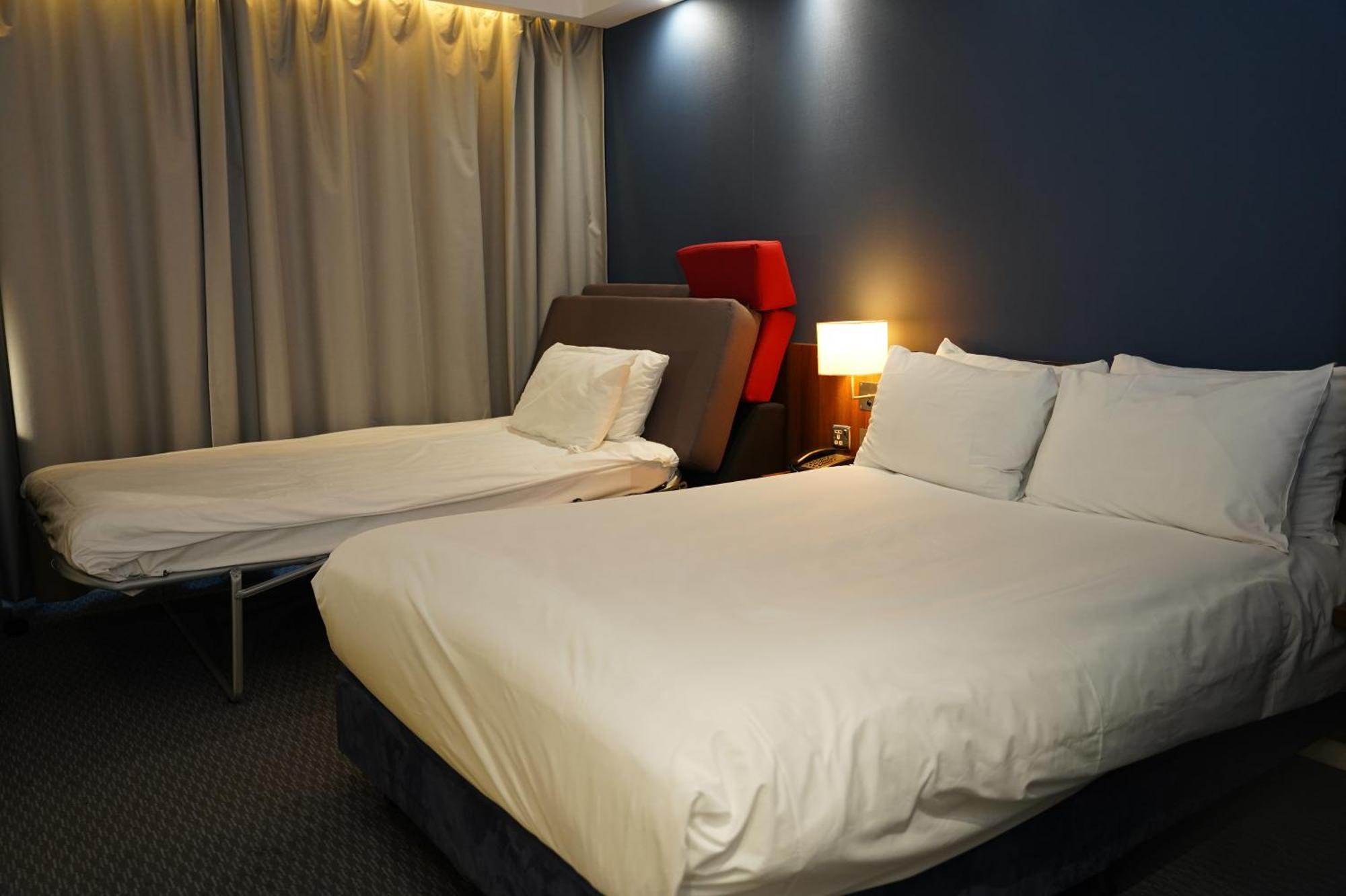 Holiday Inn Express Harlow By Ihg Εξωτερικό φωτογραφία